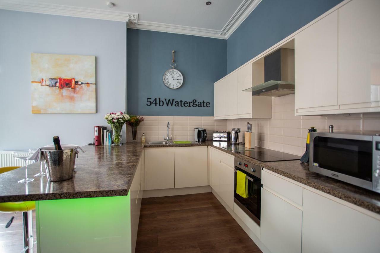 Most Central Luxury Apartment - Sleeps 4 & Free Parking! Chester Ngoại thất bức ảnh